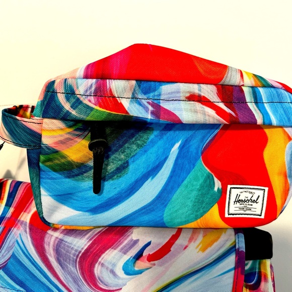 NWT Hershel multi color laptop bag/ backpack/ daypack and pouch - Picture 6 of 7